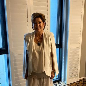 Meet your Posher, Denise